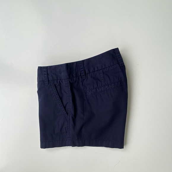 J. Crew Broken-In Cotton Chino Shorts, Cotton Chino Shorts, Navy Blue Size 2 - Picture 6 of 7